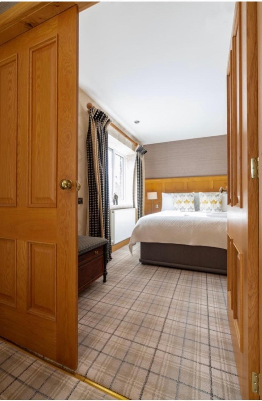 Yewfield Self Catering Apartments Hawkshead Exteriör bild