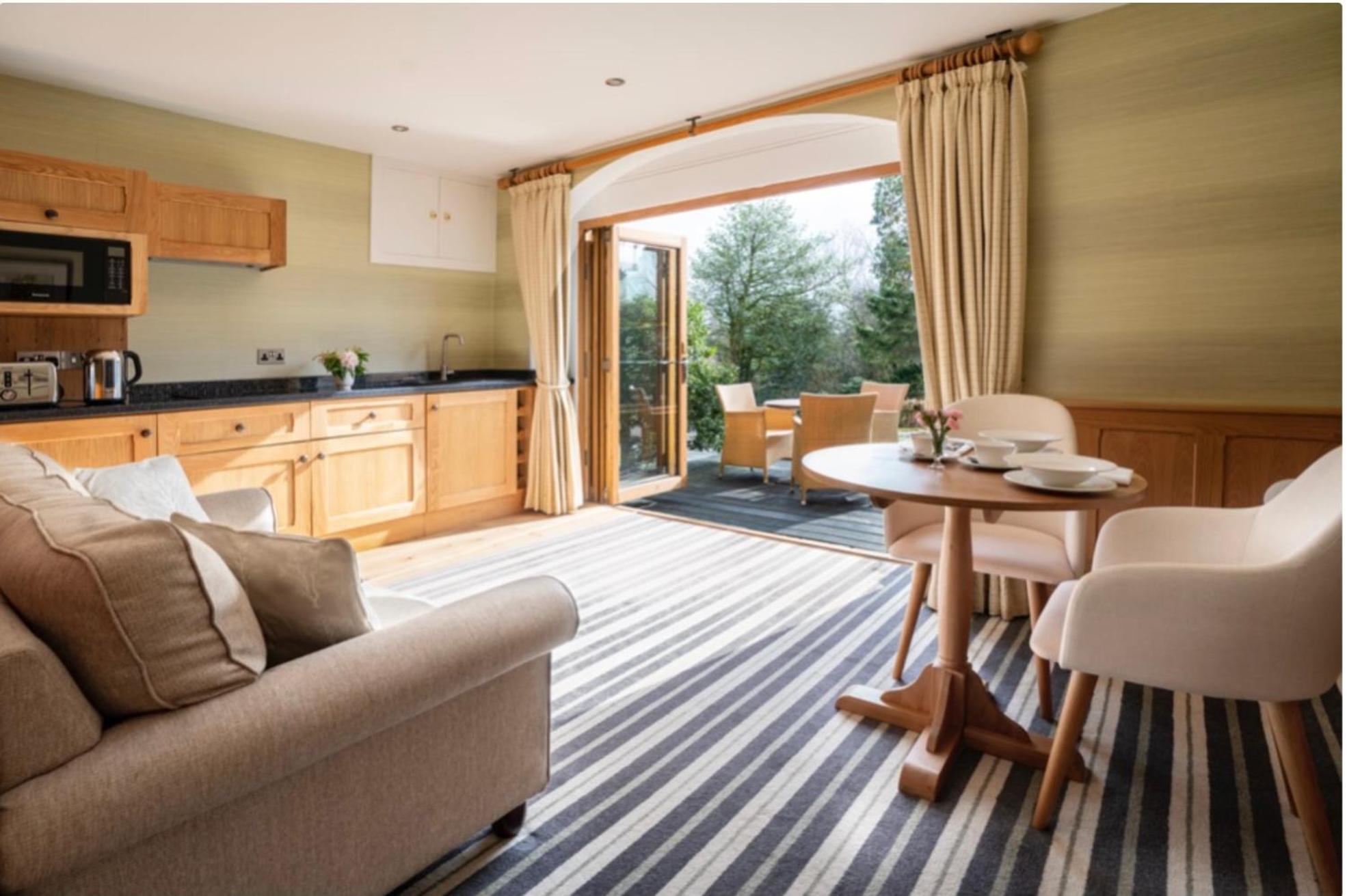 Yewfield Self Catering Apartments Hawkshead Exteriör bild